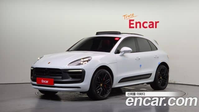Porsche Macan, 2022