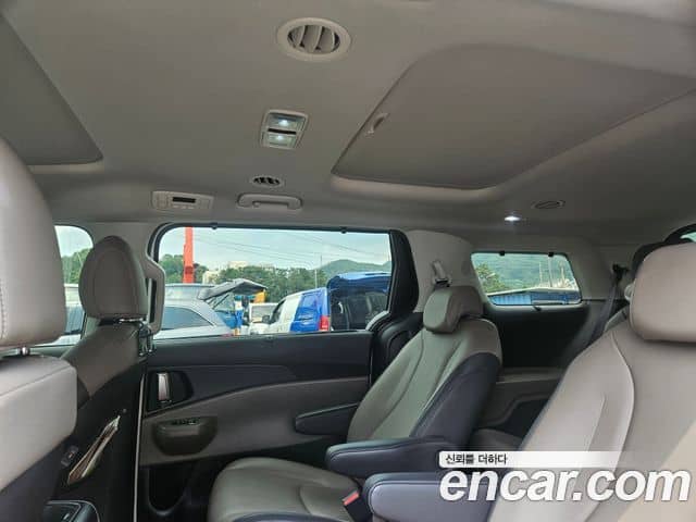 Kia Carnival, 2024