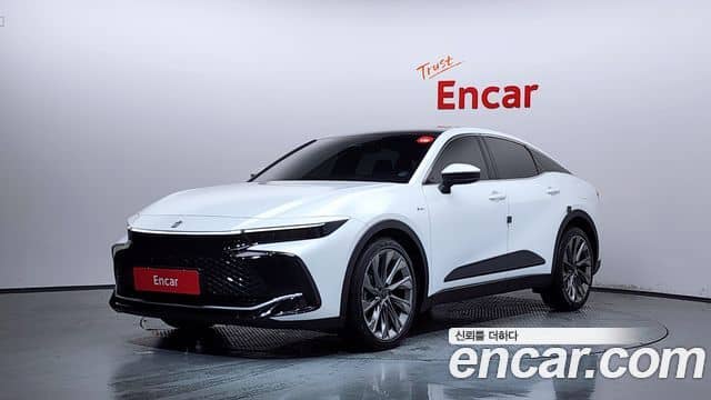 Toyota Crown Crossover, 2024