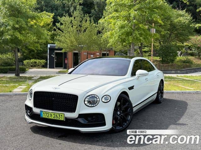 Bentley Flying Spur, 2023