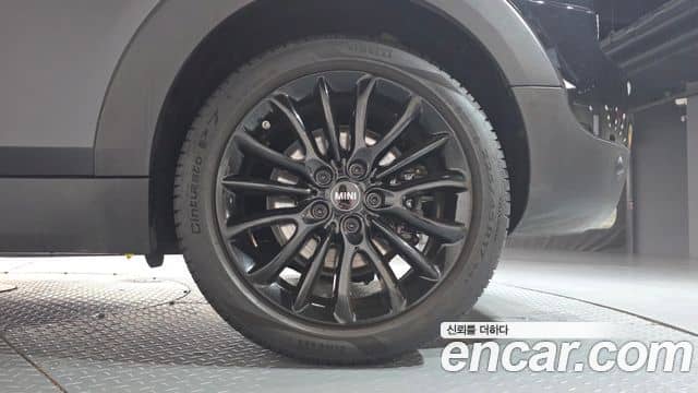Mini Cooper Clubman, 2023