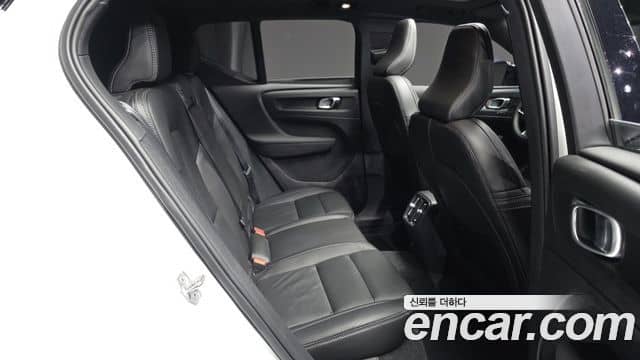 Volvo XC40 Recharge, 2022