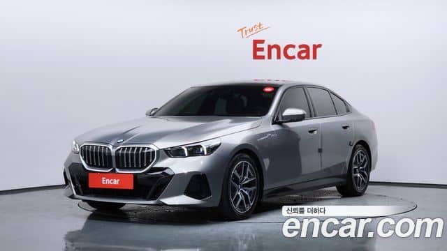 BMW 5 Series, 2025