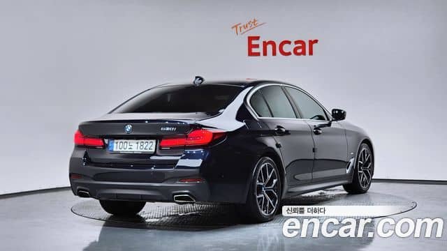 BMW 5 Series, 2021