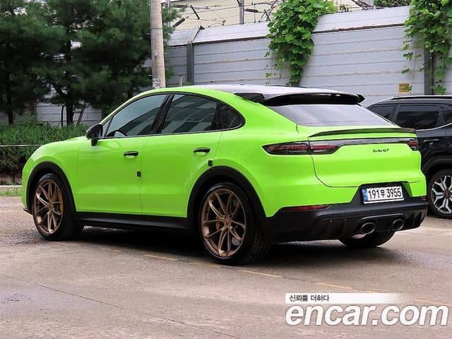 Porsche Cayenne, 2022