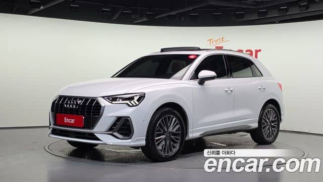Audi Q3, 2022