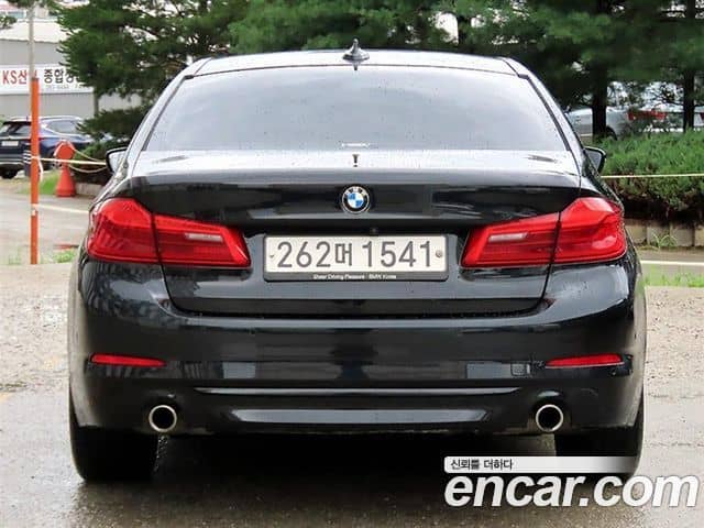 BMW 5 Series, 2019