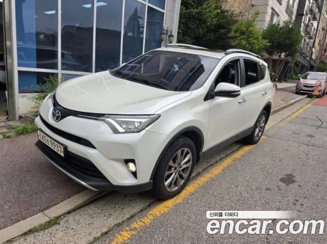 Toyota RAV4, 2018