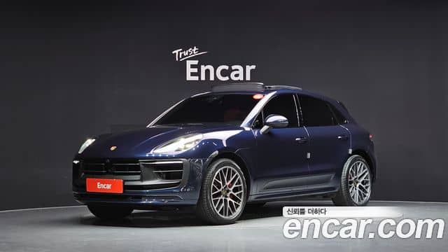 Porsche Macan, 2021