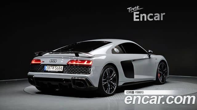 Audi R8, 2021