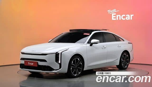 Kia K8, 2025