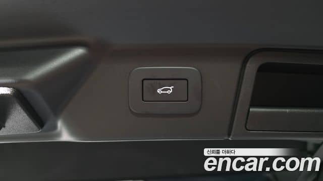Land Rover Range Rover Velar, 2026