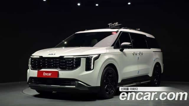 Kia Carnival, 2025