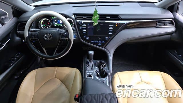 Toyota Camry, 2019
