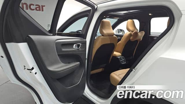 Volvo XC40, 2020