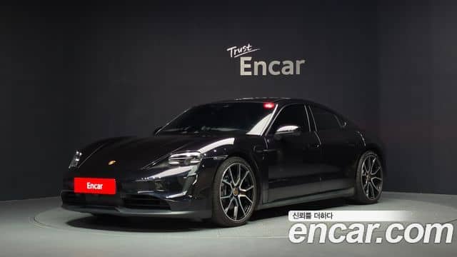 Porsche Taycan, 2023