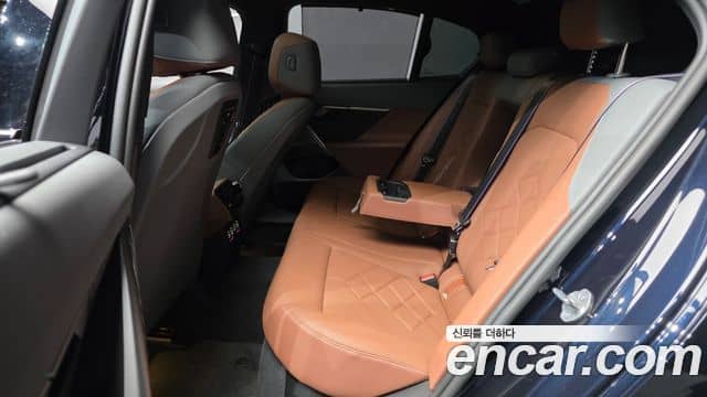 BMW 5 Series, 2024