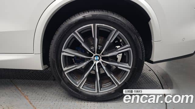 BMW X5, 2024