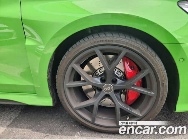 Audi RS3, 2025