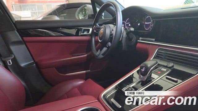Porsche Panamera, 2021