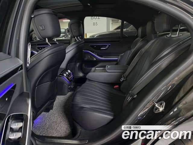 Mercedes-Benz S-Class, 2022