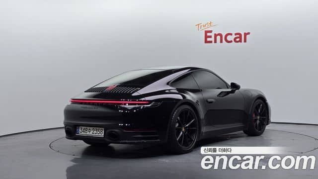 Porsche 911, 2024