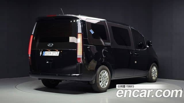 Hyundai Staria, 2023