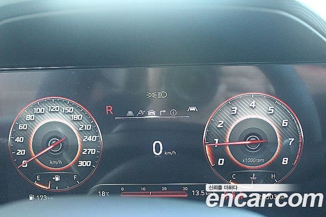 Hyundai Avante 2021 — ფოტო 8/20