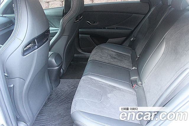 Hyundai Avante 2021 — ფოტო 13/20