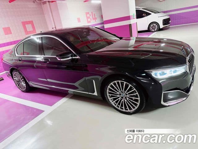 BMW 7 Series 2020 — ფოტო 9/20