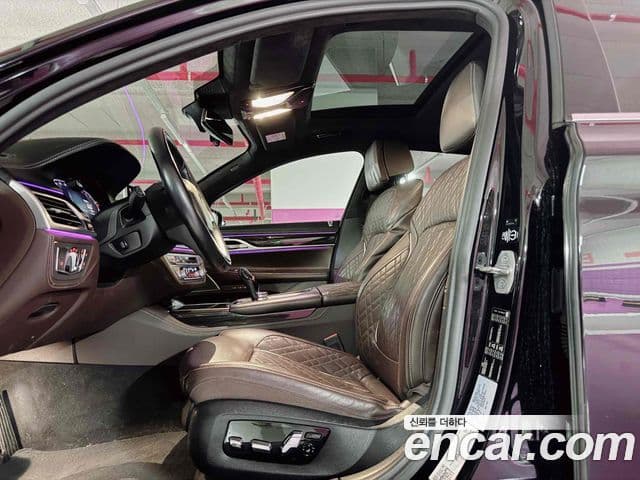 BMW 7 Series 2020 — ფოტო 11/20