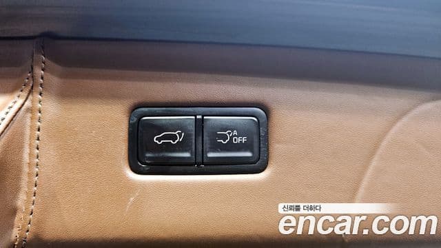 Kia Carnival 2022 — ფოტო 20/20