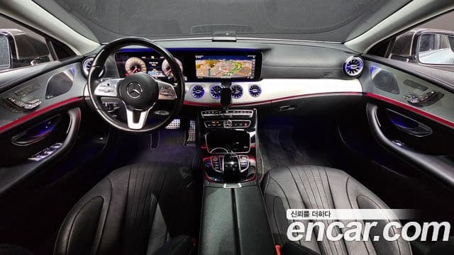 Mercedes-Benz CLS-Class 2019 — Photo 16/20