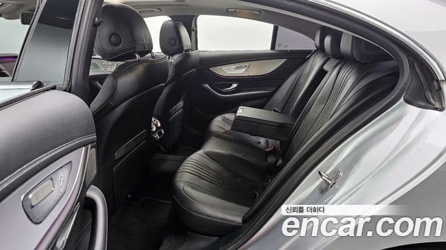 Mercedes-Benz CLS-Class 2019 — Photo 7/20