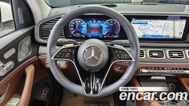 Mercedes-Benz GLE-Class 2023 — Şəkil 13/20