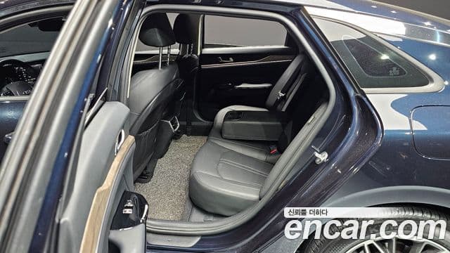 Kia K5 2020 — Şəkil 18/20