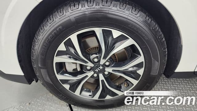Kia Carnival 2020 — Фото 5/20