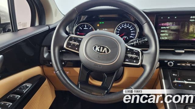 Kia Carnival 2020 — Фото 13/20