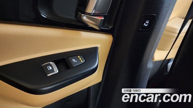 Kia Carnival 2020 — Фото 19/20