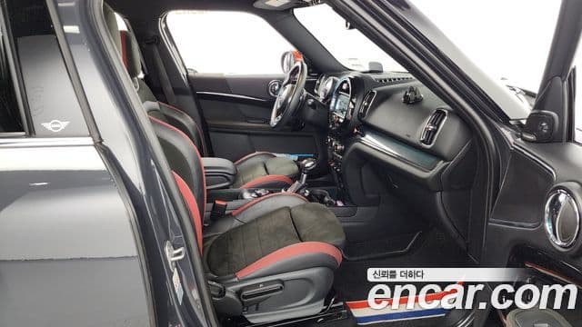 Mini Cooper S Countryman 2018 — ფოტო 11/20