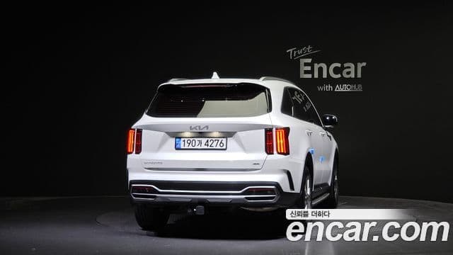 Kia Sorento 2023 — Şəkil 4/20