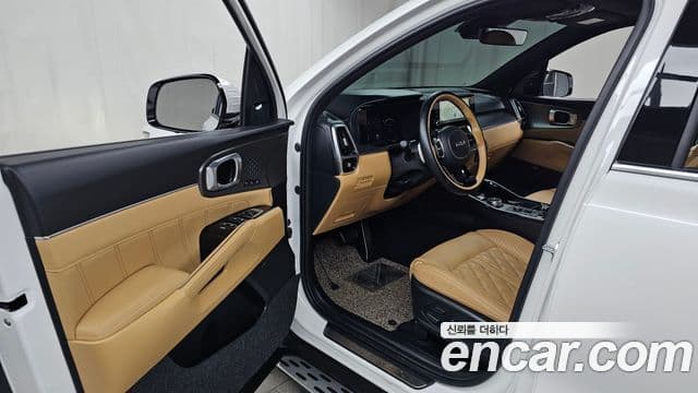 Kia Sorento 2023 — Şəkil 10/20