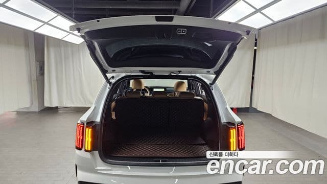 Kia Sorento 2023 — Şəkil 20/20