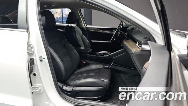 Kia K5 2019 — Şəkil 8/20