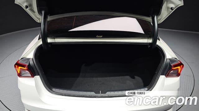 Kia K5 2019 — Şəkil 20/20