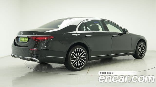 Mercedes-Benz S-Class 2024 — Şəkil 1/20