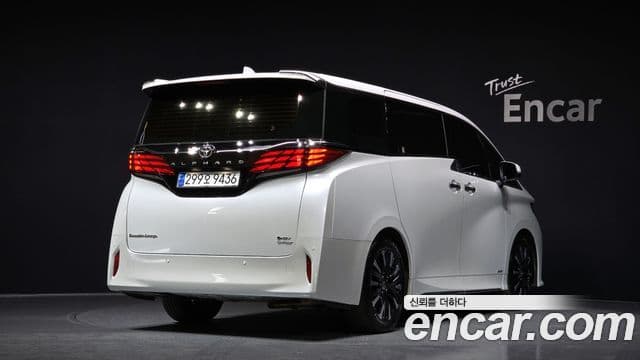 Toyota Alphard 2023 — Şəkil 2/20
