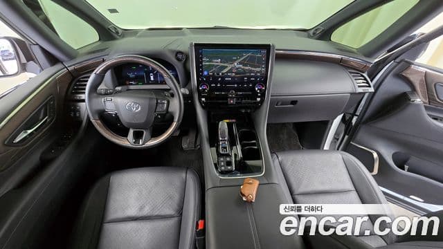 Toyota Alphard 2023 — Şəkil 7/20