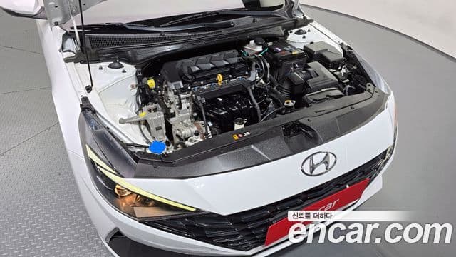 Hyundai The New Avante Hybrid 2020 — Şəkil 9/20