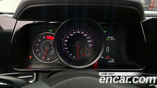 Hyundai The New Avante Hybrid 2020 — Şəkil 2/20
